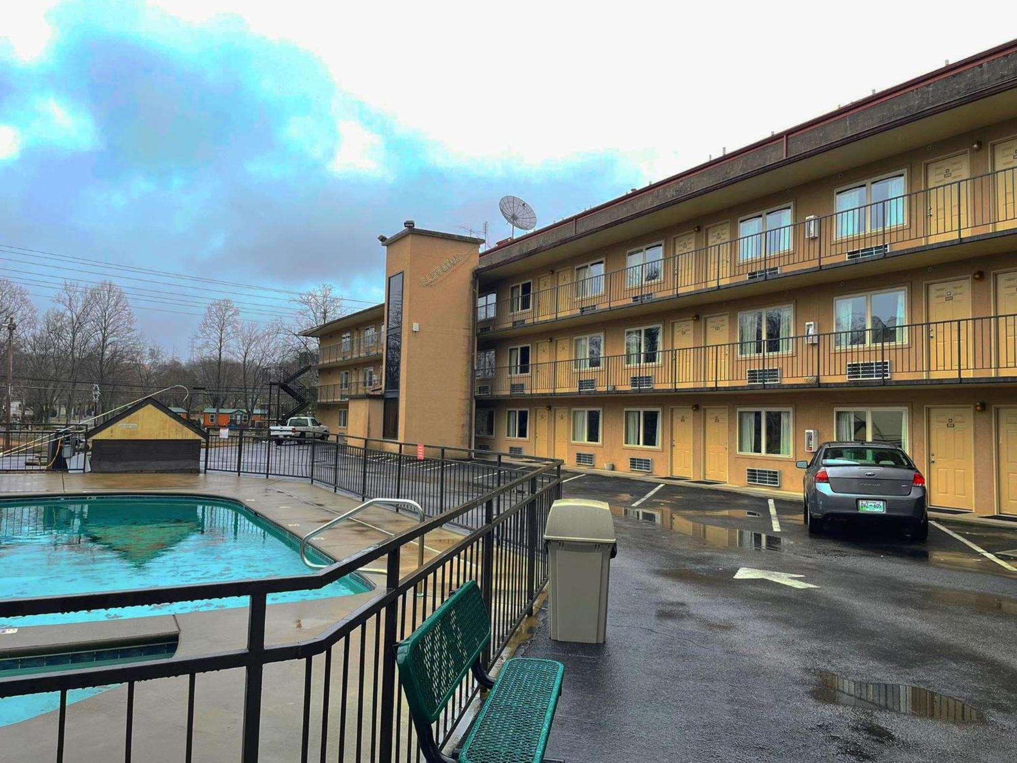 Tennessee Mountain Lodge Pigeon Forge Buitenkant foto